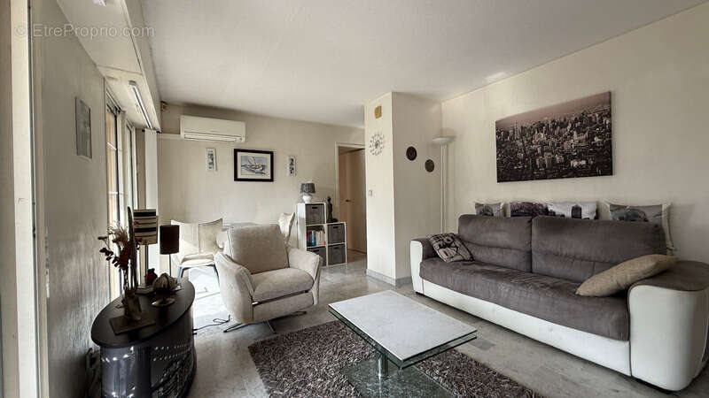 Appartement à SAINT-RAPHAEL