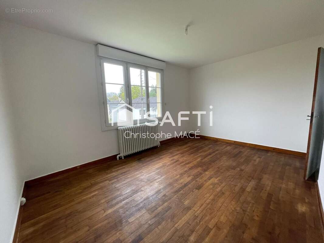 Photo 4 - Maison à LAVAL