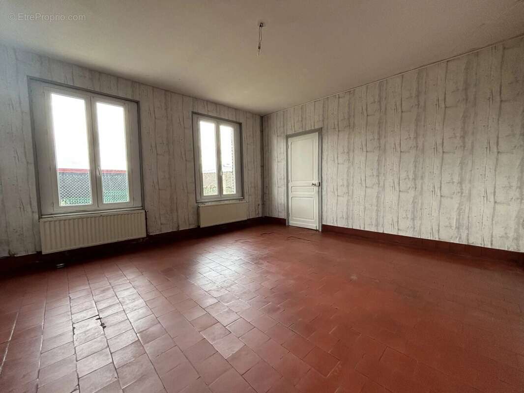 Maison à METZ-EN-COUTURE