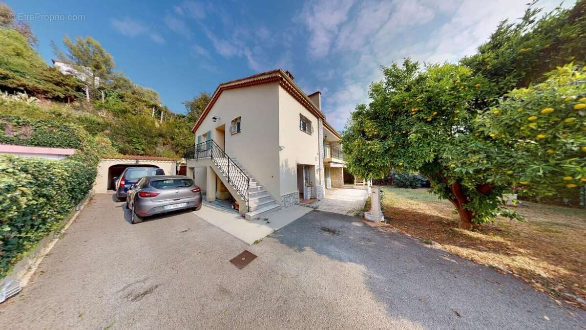 Maison à CAGNES-SUR-MER