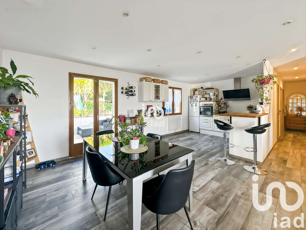 Photo 8 - Maison à PARON