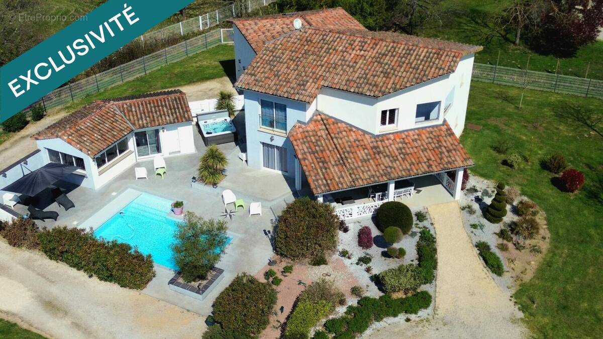 Photo 1 - Maison à BRESSOLS