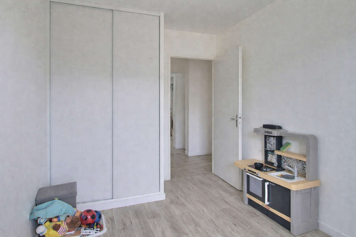 Appartement à COLOMBES