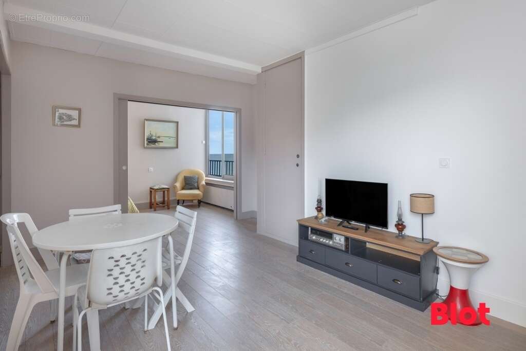 Appartement 42 m² à La Baule-Escoublac  - photo 2