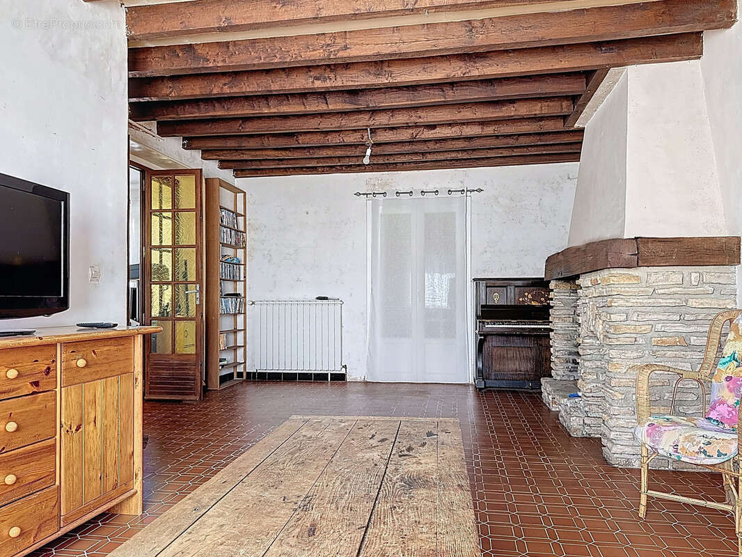 Maison à MONTMIRAIL