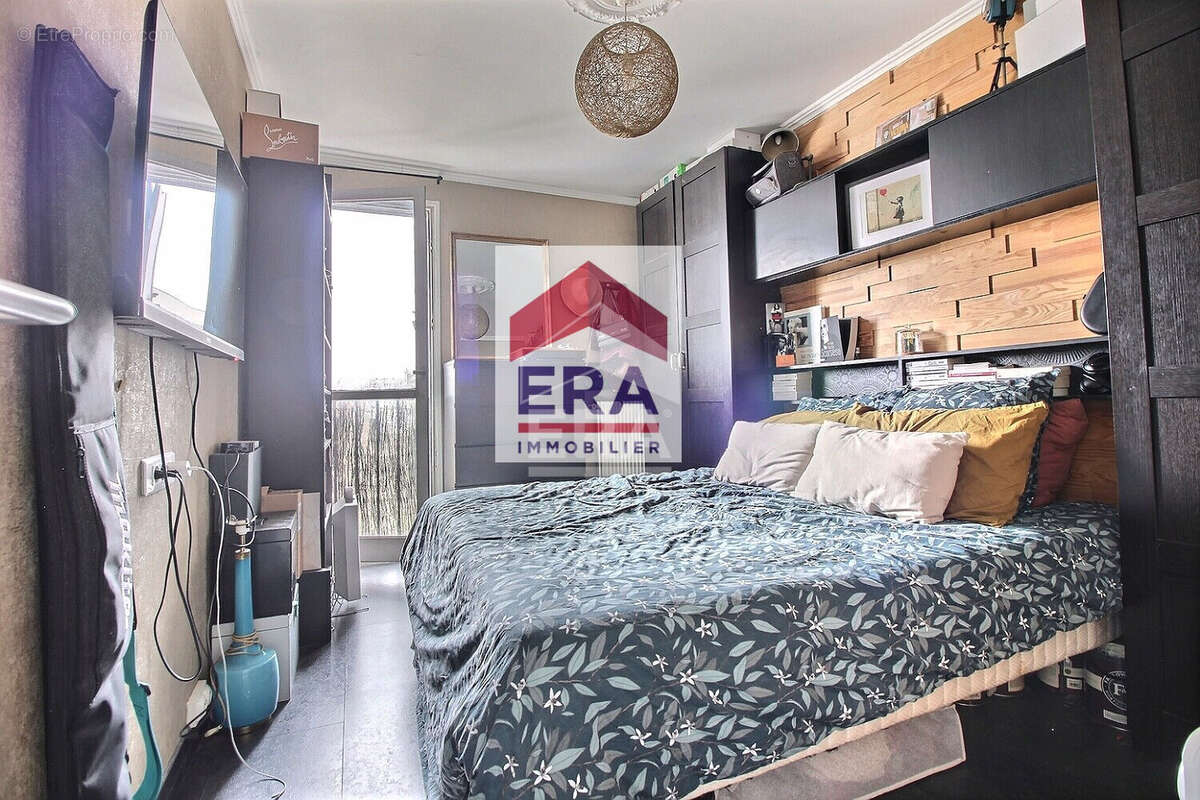 Appartement à VILLENEUVE-LA-GARENNE