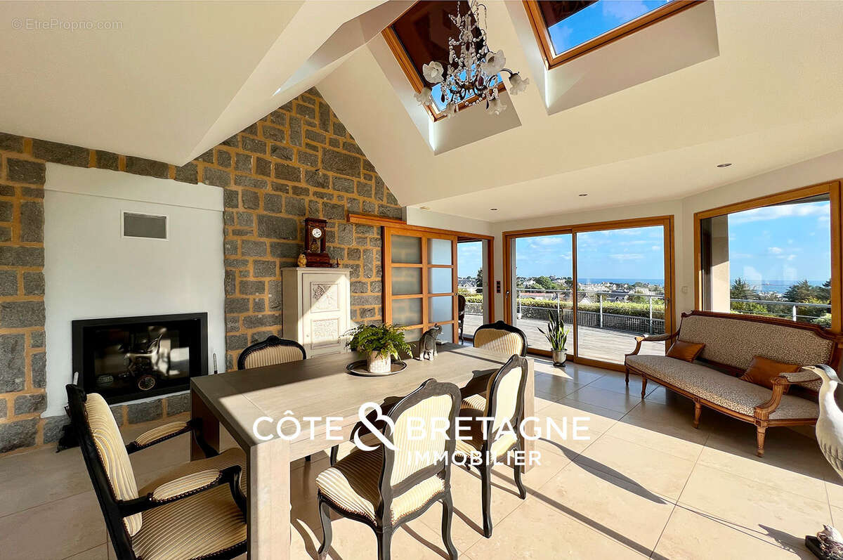 Maison à ETABLES-SUR-MER