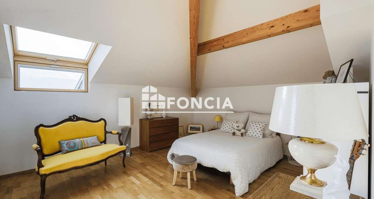 Appartement à SAINT-ISMIER