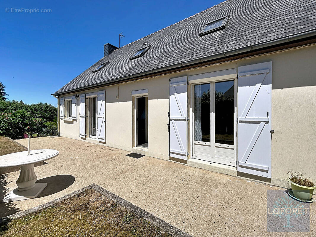Maison à MELGVEN