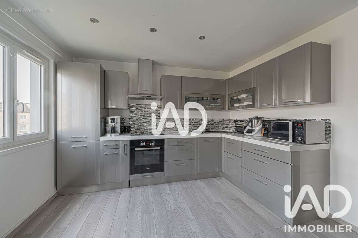 Appartement 43 m² à Aulnay-Sous-Bois  - photo 4