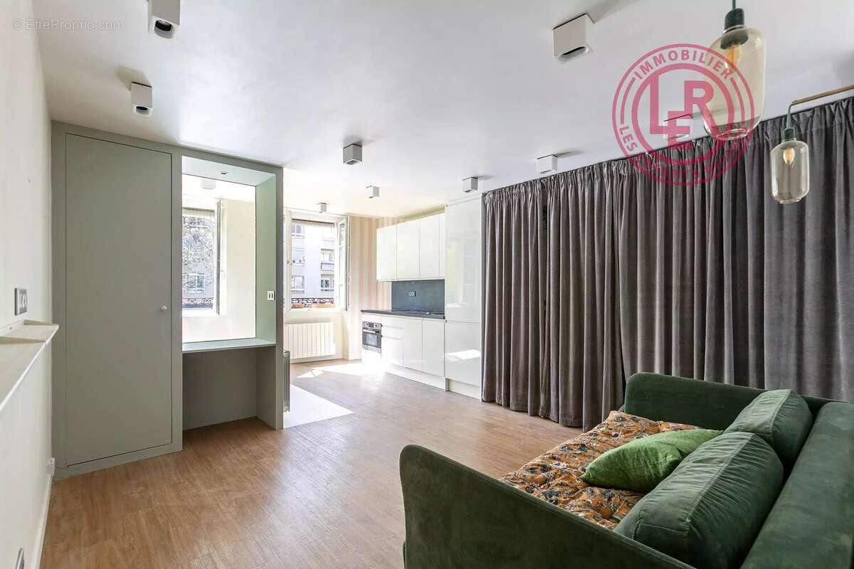 Appartement à PARIS-3E