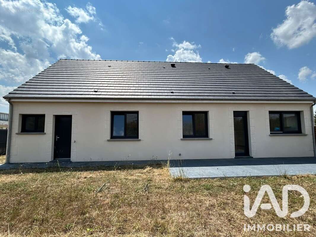 Maison 172 m² à Sully-Sur-Loire  - photo 2