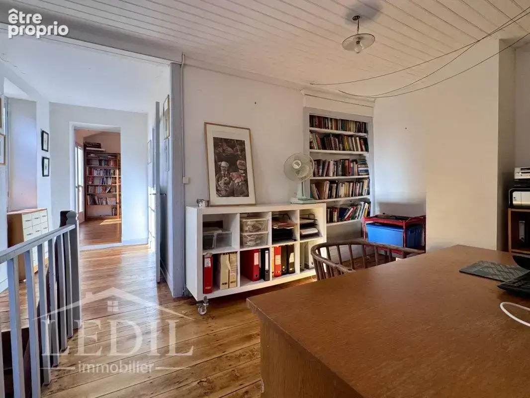 Maison de village en pierre, charme et authenticité - photo 6