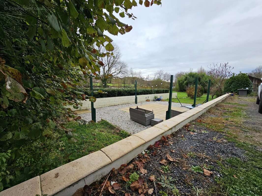 Maison à ANSAC-SUR-VIENNE