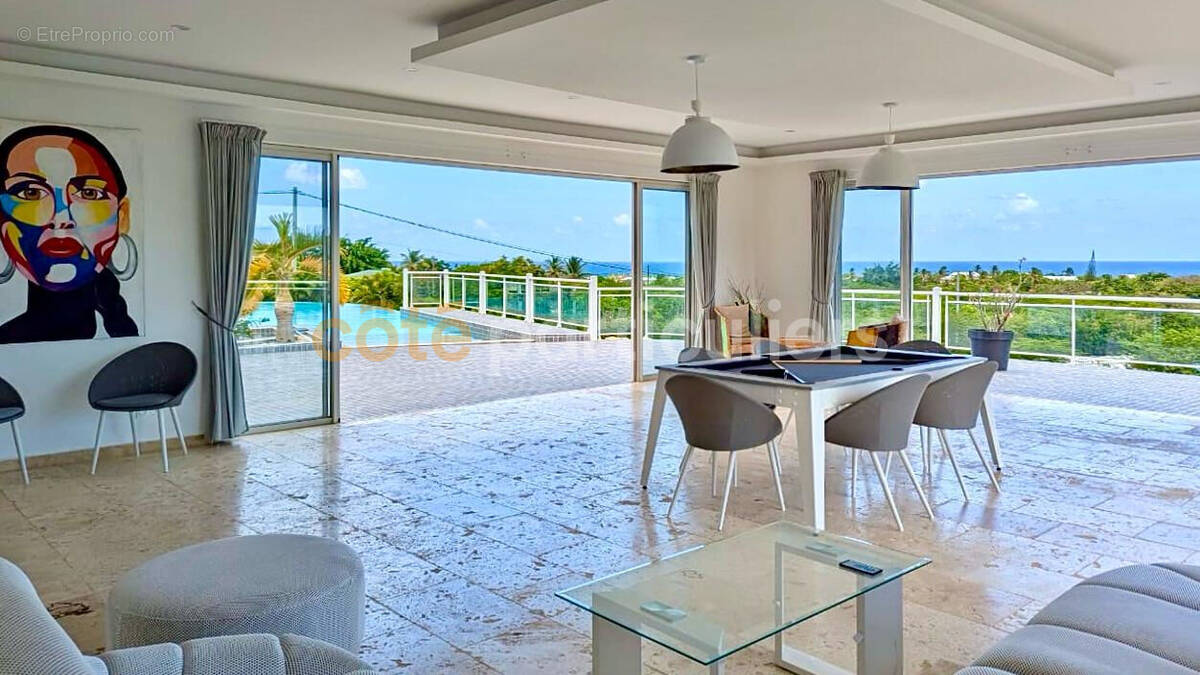 Maison à SAINT-FRANCOIS