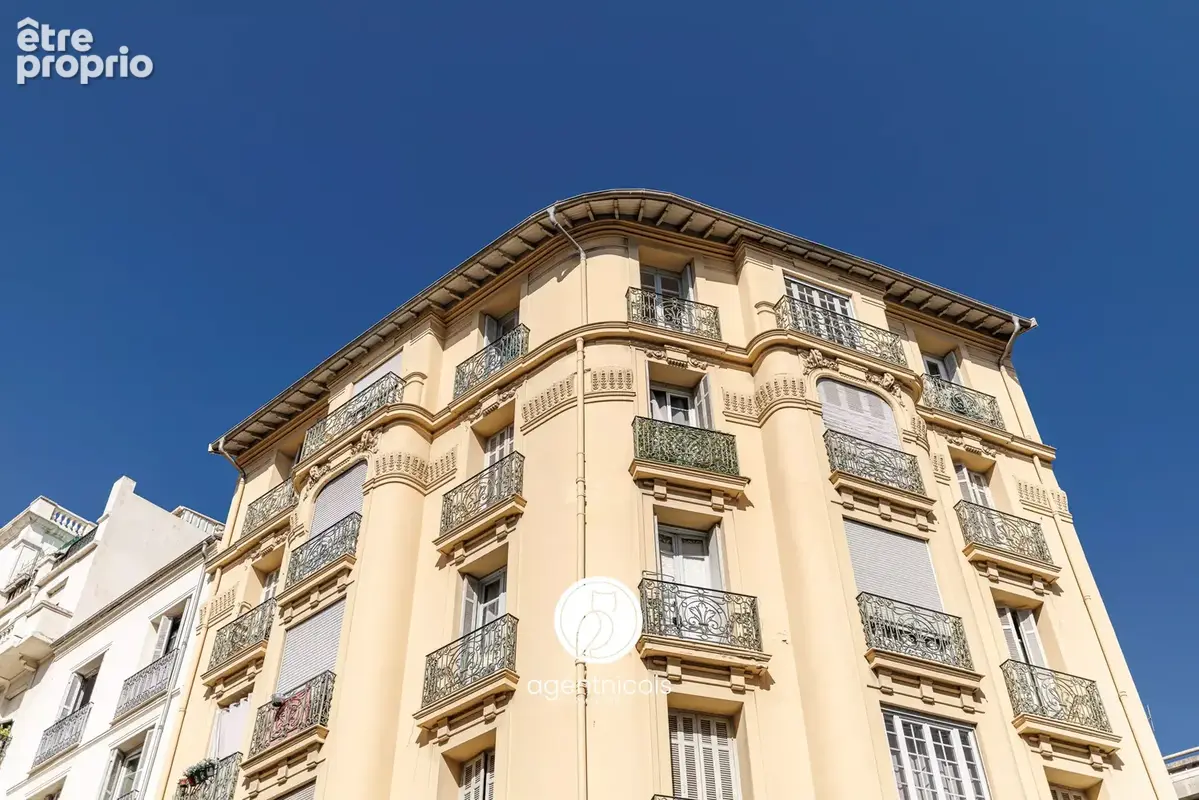 Nice Gambetta // Rue Chateauneuf : Dernier Etage - Rénover - photo 22