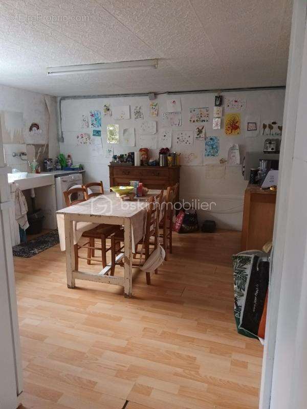  Maison 4 chambres avec terrain arboré de 1 548 m² – À 5 min de Saint-Jean-d'Angély - photo 17