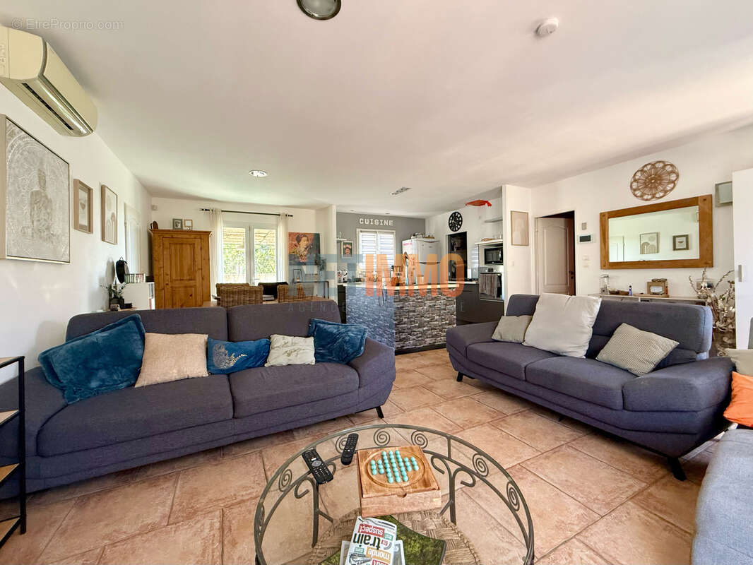 Villa T5 de plain-pied 4 chambres avec piscine et cuisine d'été - photo 3