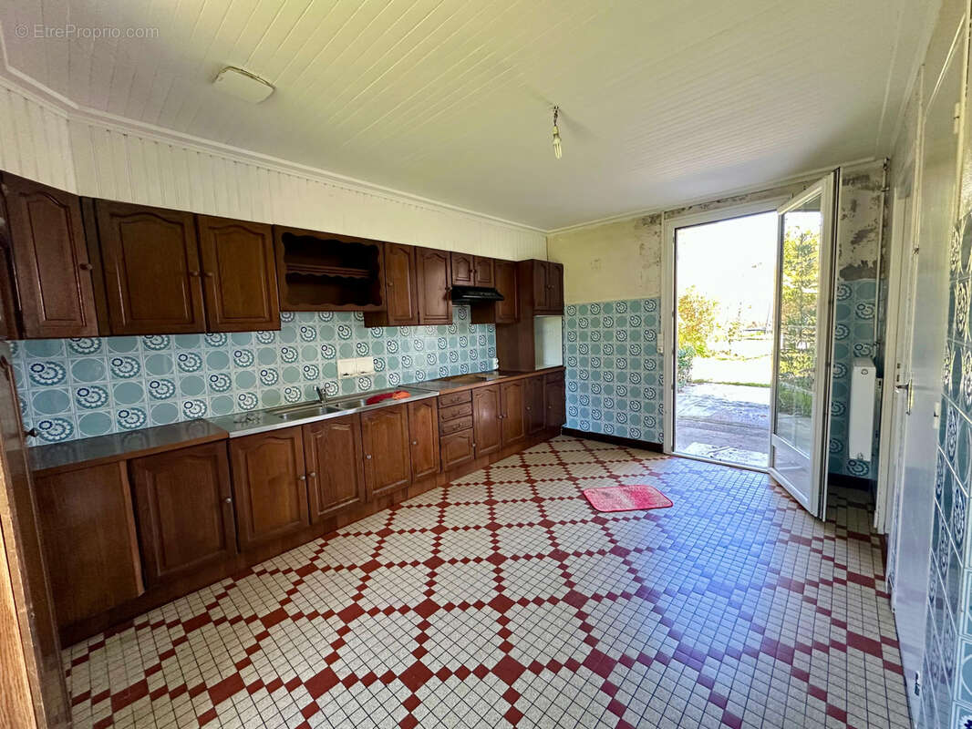 Maison à BELIN-BELIET