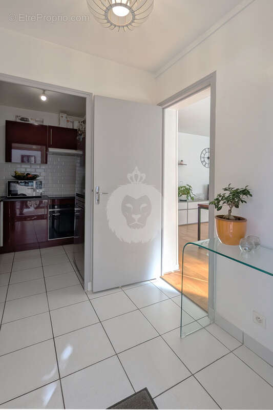 Appartement à SAINT-MAUR-DES-FOSSES