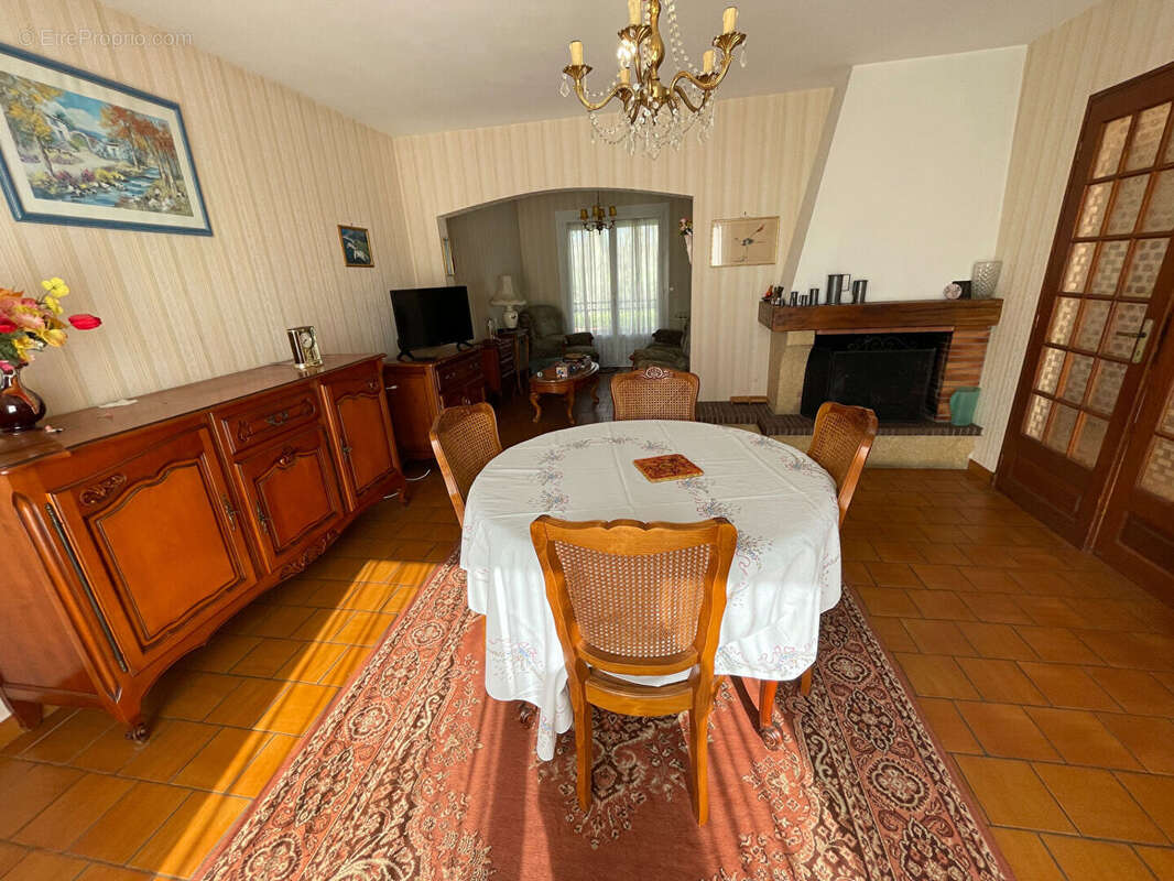 Maison à SAINT-SYLVESTRE-SUR-LOT