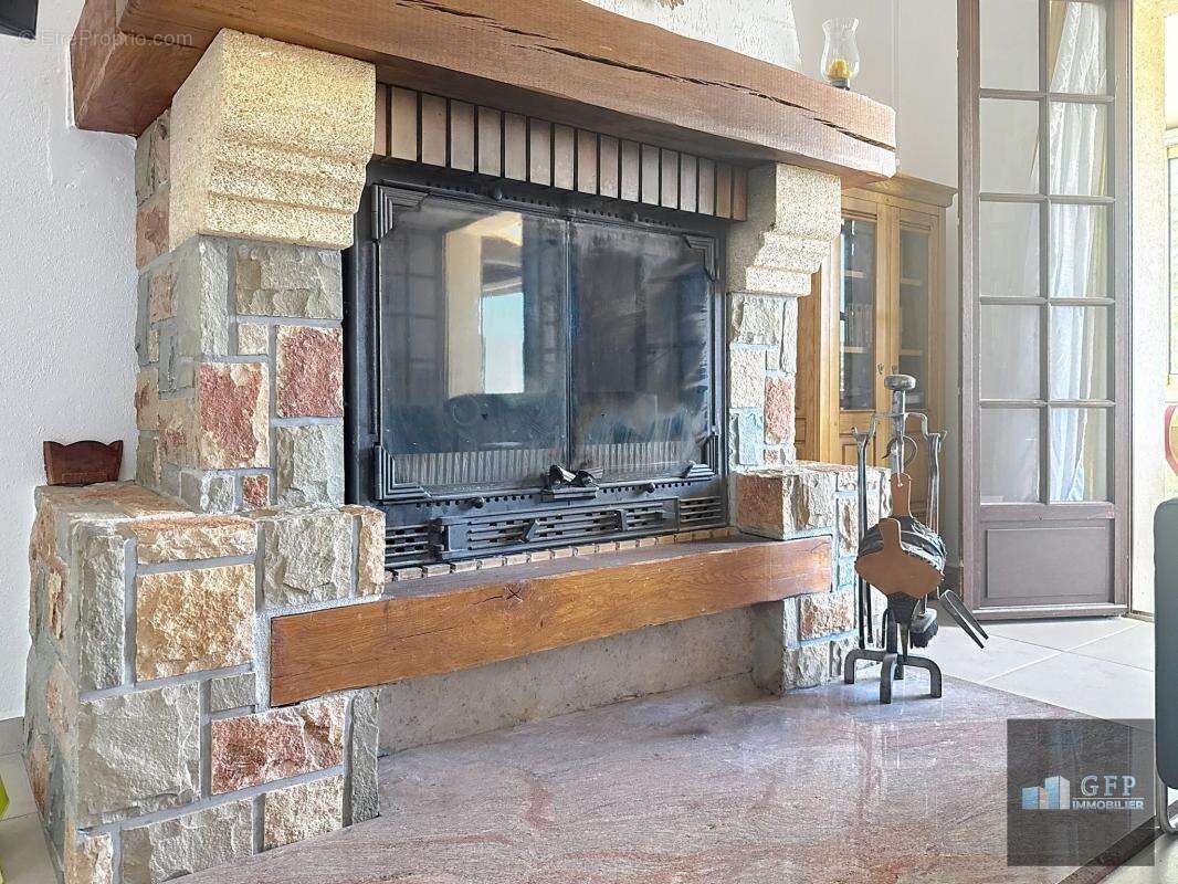 Maison à BORMES-LES-MIMOSAS