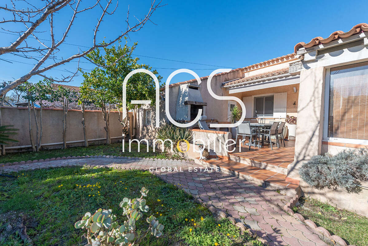 Maison à CHATEAUNEUF-LES-MARTIGUES