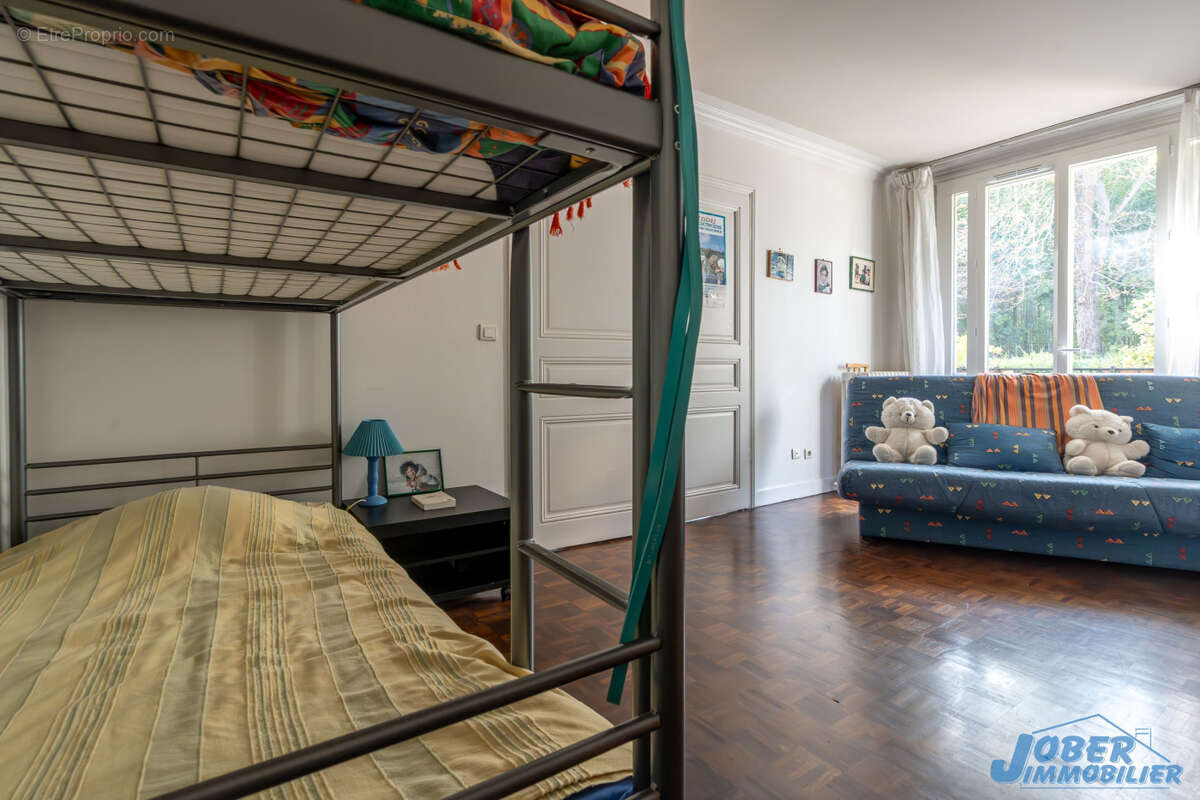 Appartement à NOGENT-SUR-MARNE