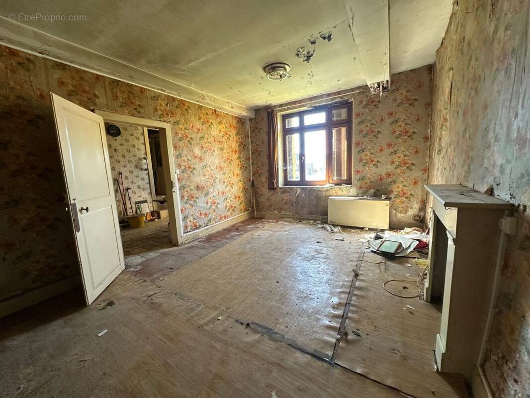 Maison à LE NOUVION-EN-THIERACHE