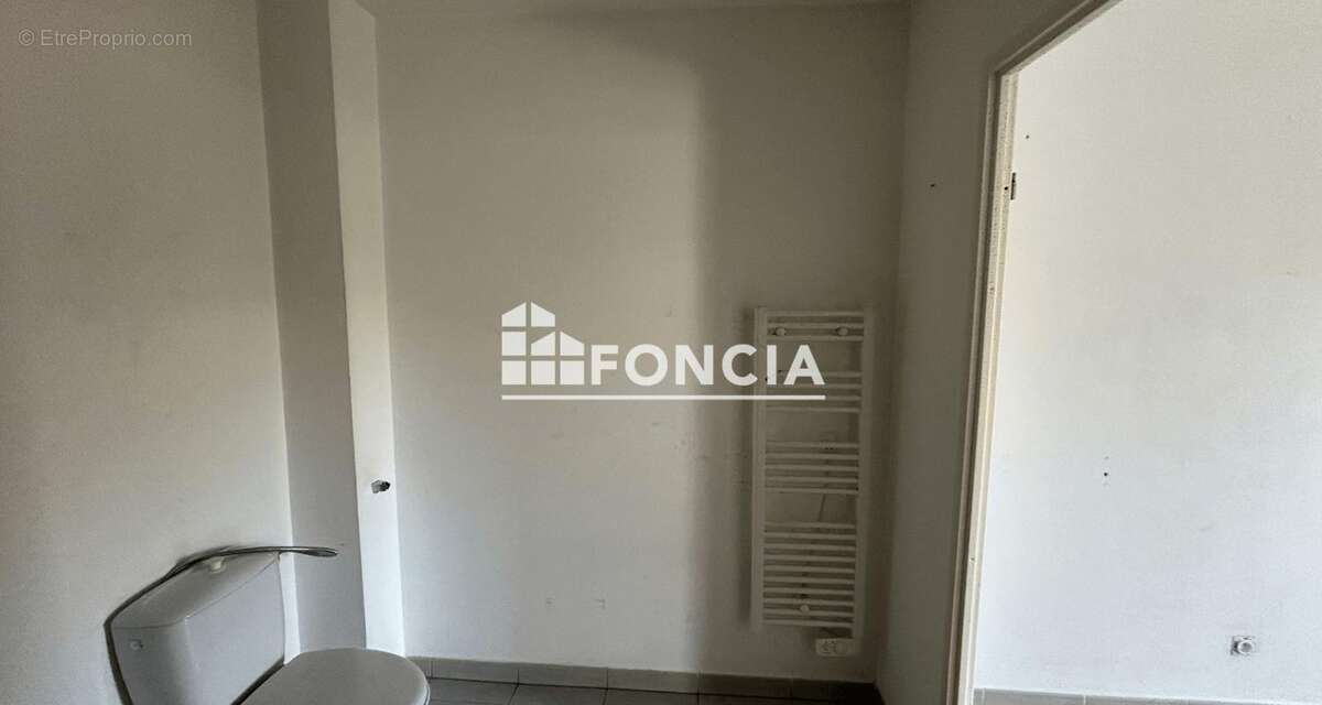 Appartement à MARSEILLE-3E