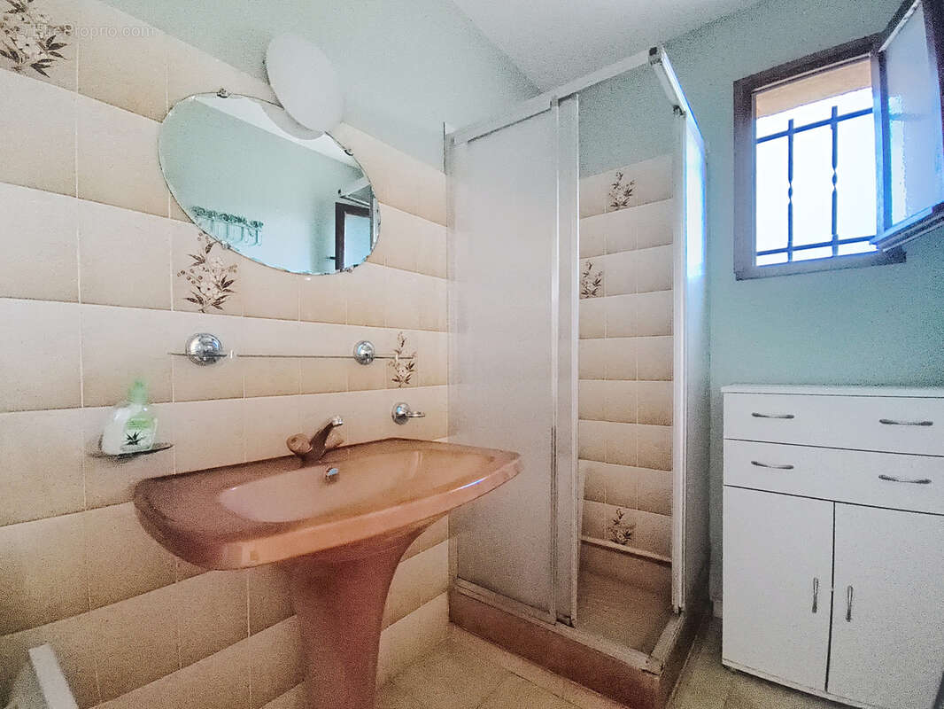 Maison à LAROQUE-DES-ALBERES