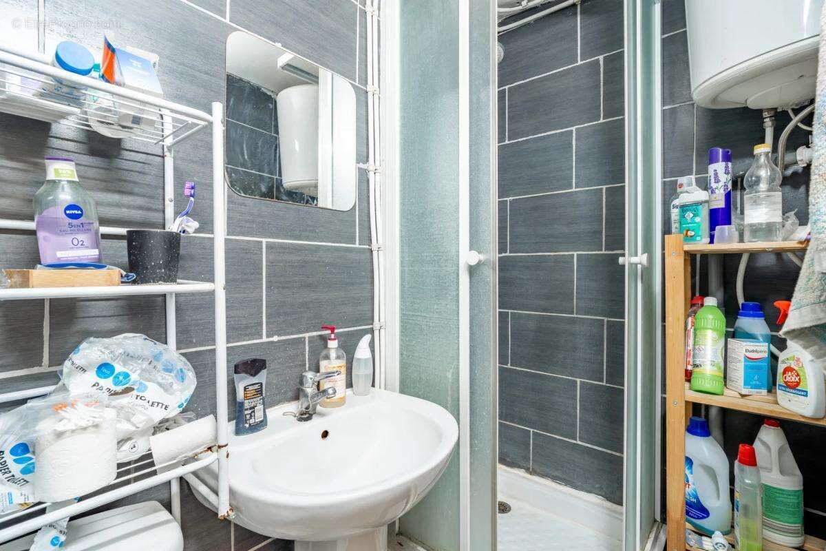 Appartement à PARIS-10E