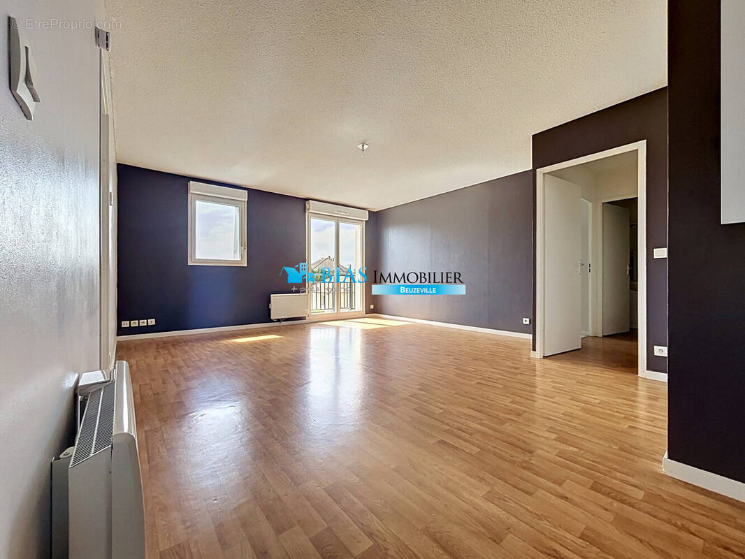 Appartement à BEUZEVILLE