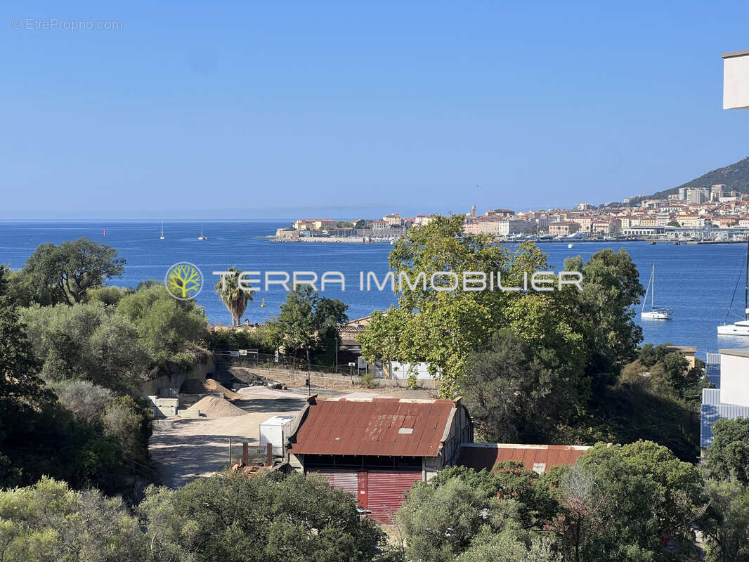 Appartement à AJACCIO