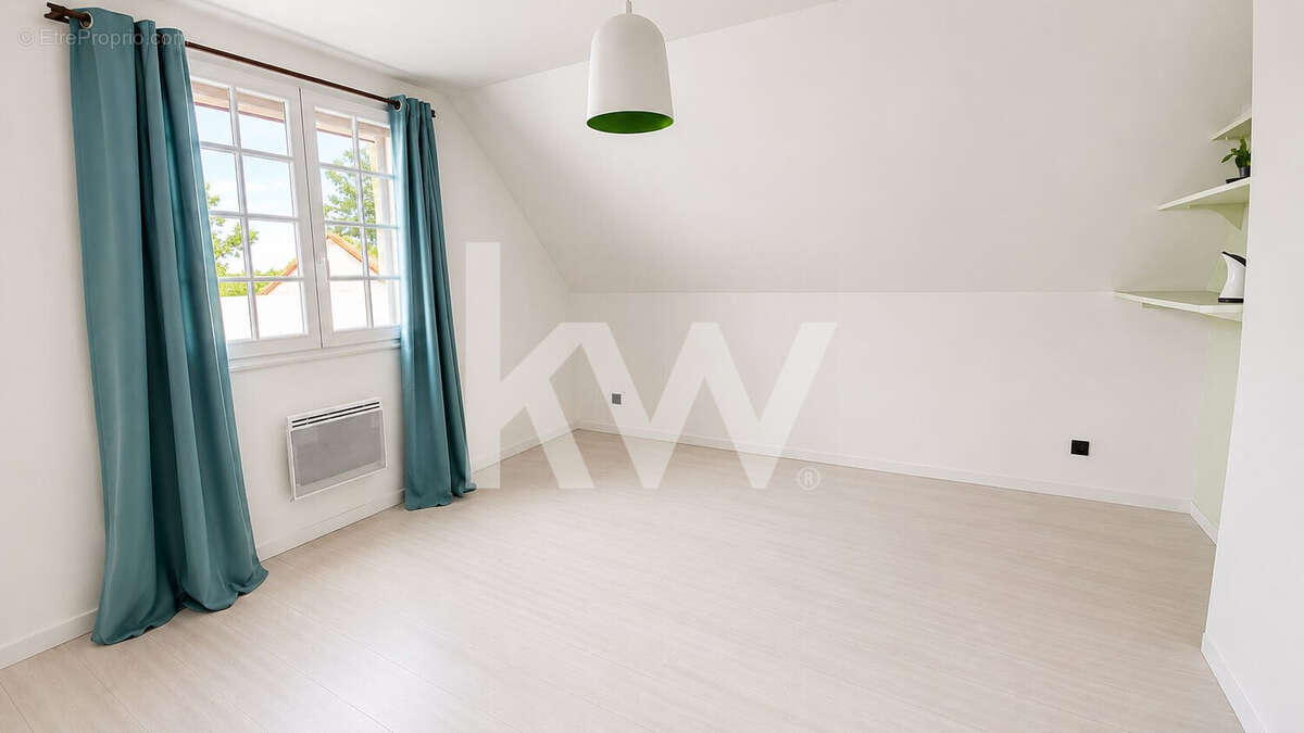 Maison 103 m² à Sours  - photo 7