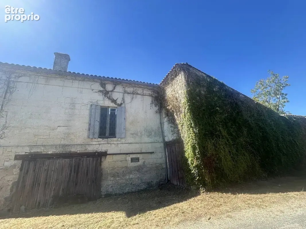 Chartreuse avec grand dependances et 6.1 ha - photo 40