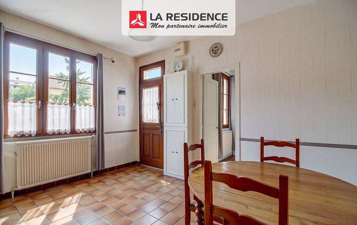 Maison 76 m² à Chambourcy  - photo 2