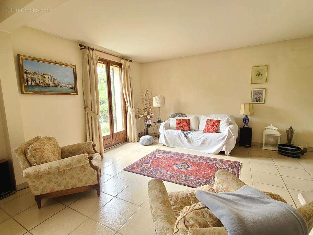 Maison à RUEIL-MALMAISON