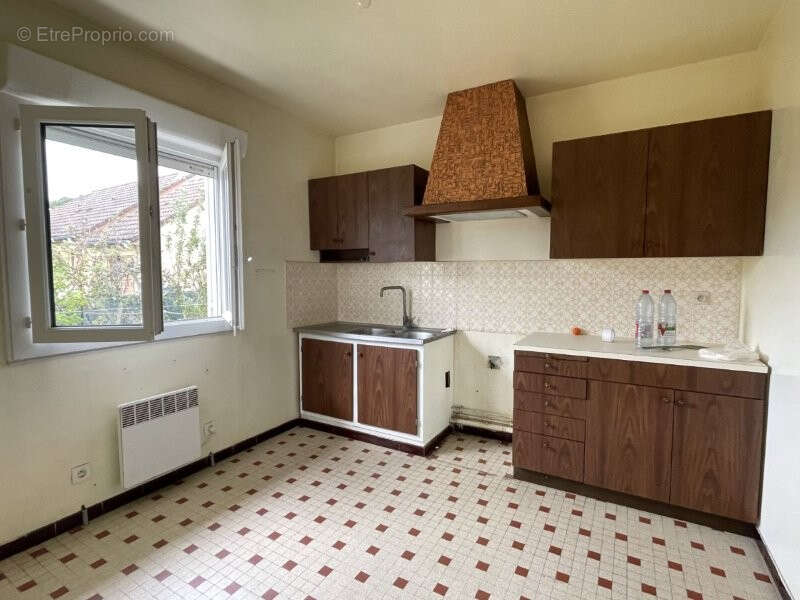 Maison de village à vendre dans Le Perche - photo 3