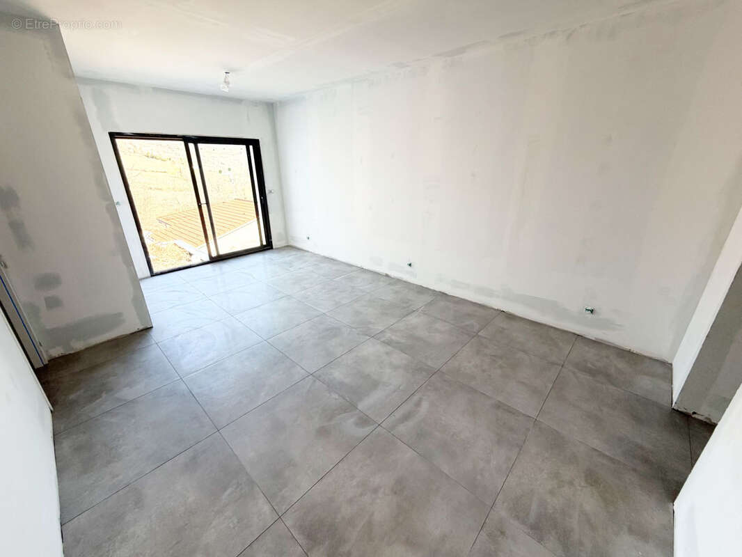 Maison à CHATEAUGAY