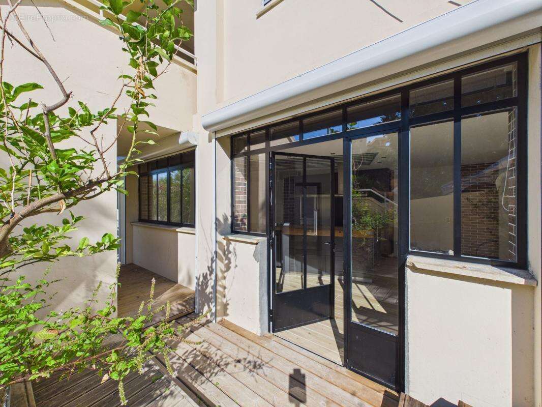 A vendre f4 avec terrasse parc cuneo d'ornano - photo 4