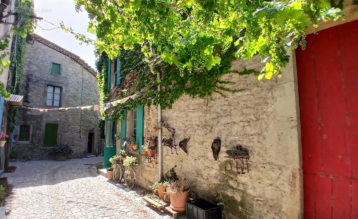 Maison à OLONZAC