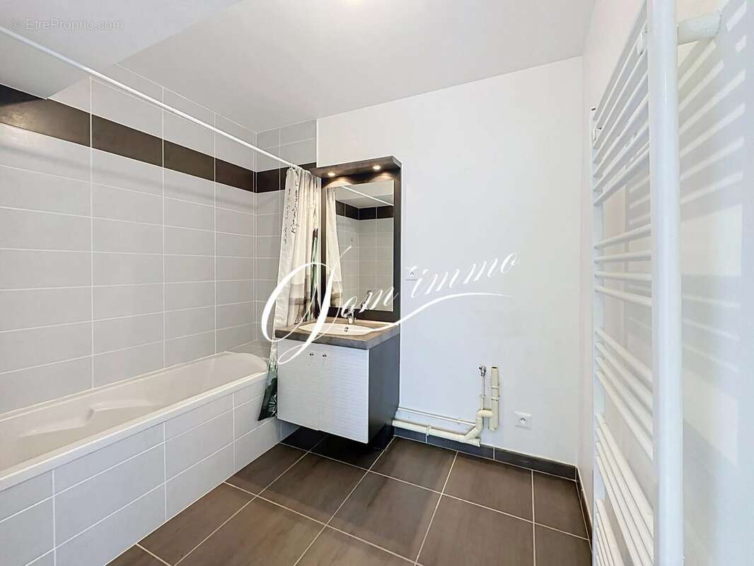 En exclusivité DIJON: Appartement F3 avec double balcon, garage, quartier université - photo 6
