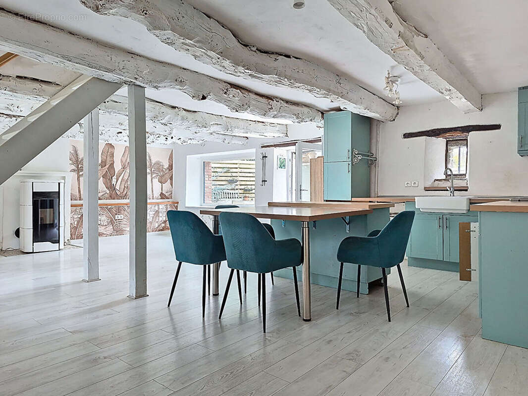 Maison à LA GREE-SAINT-LAURENT