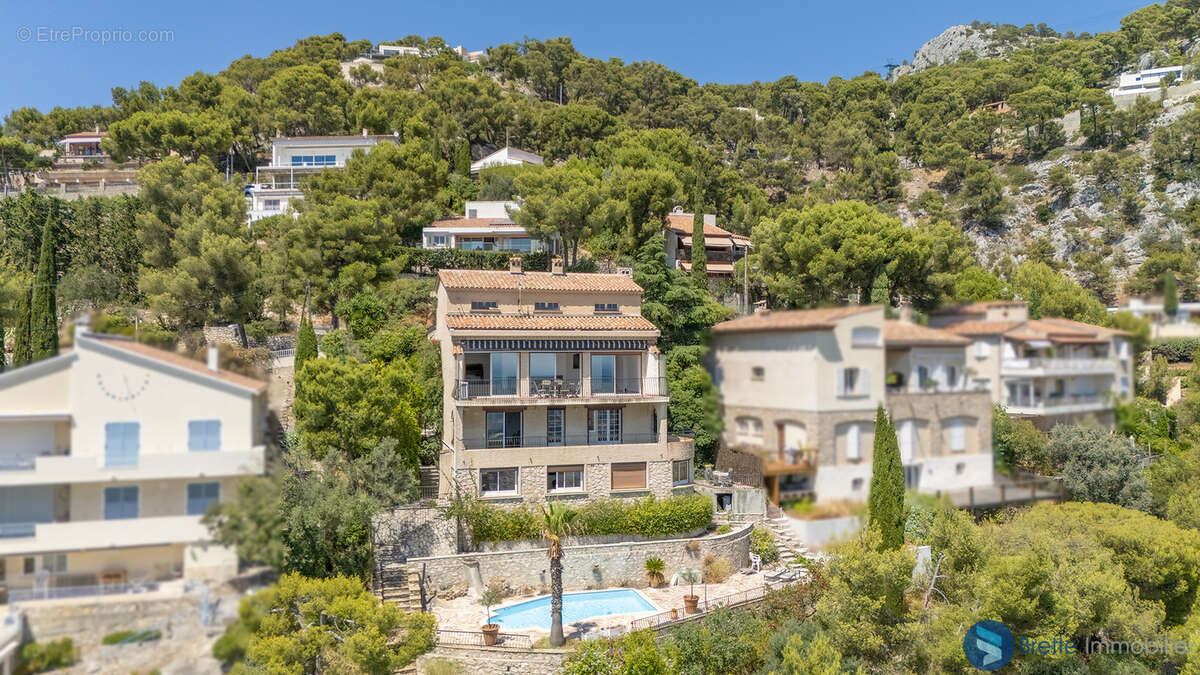 Toulon super faron maison t8 vue mer - photo 4