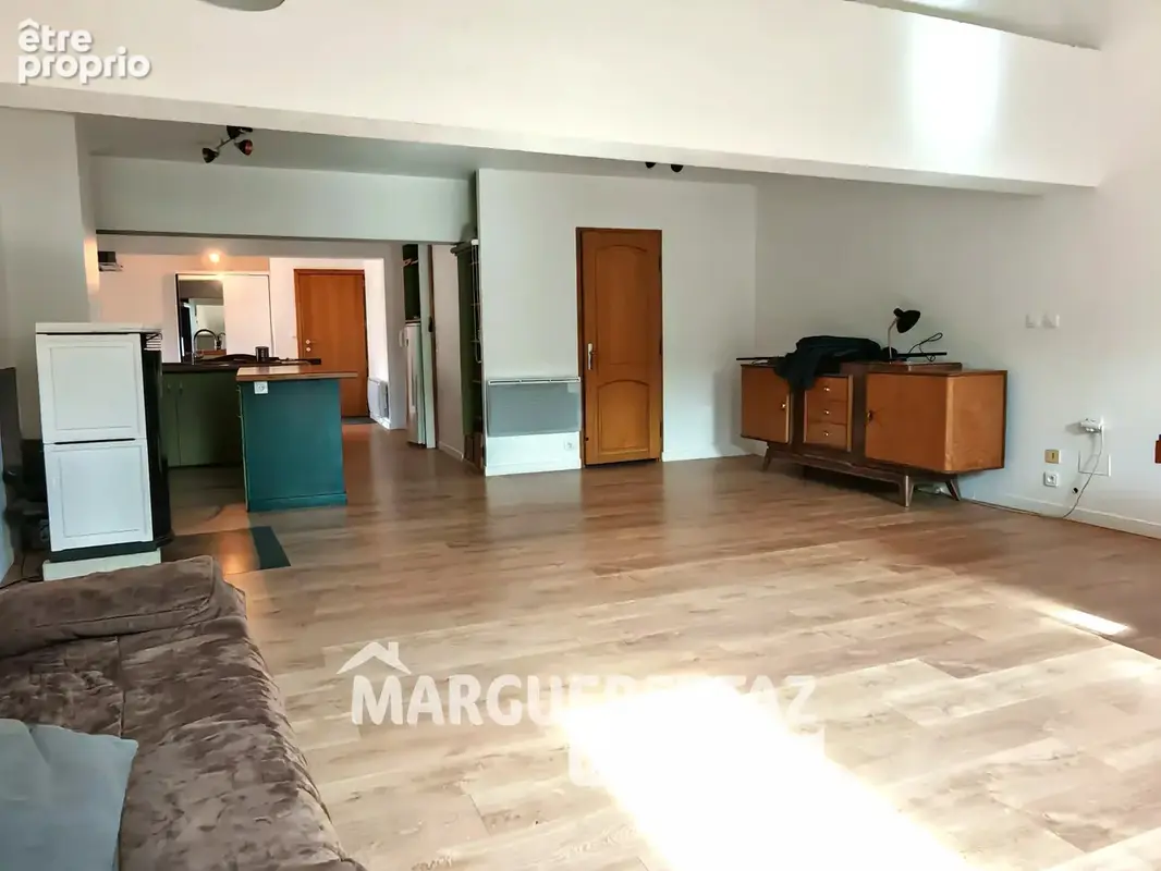 Appartement à TANINGES