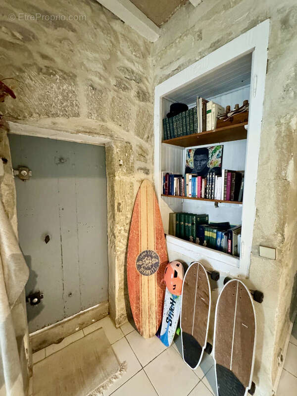 Maison à GALLARGUES-LE-MONTUEUX