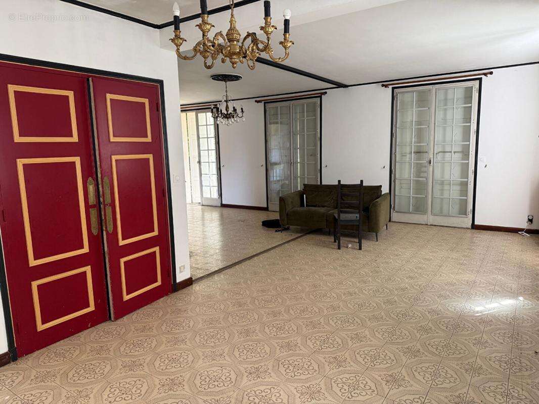 Maison à CHATENOY-LE-ROYAL