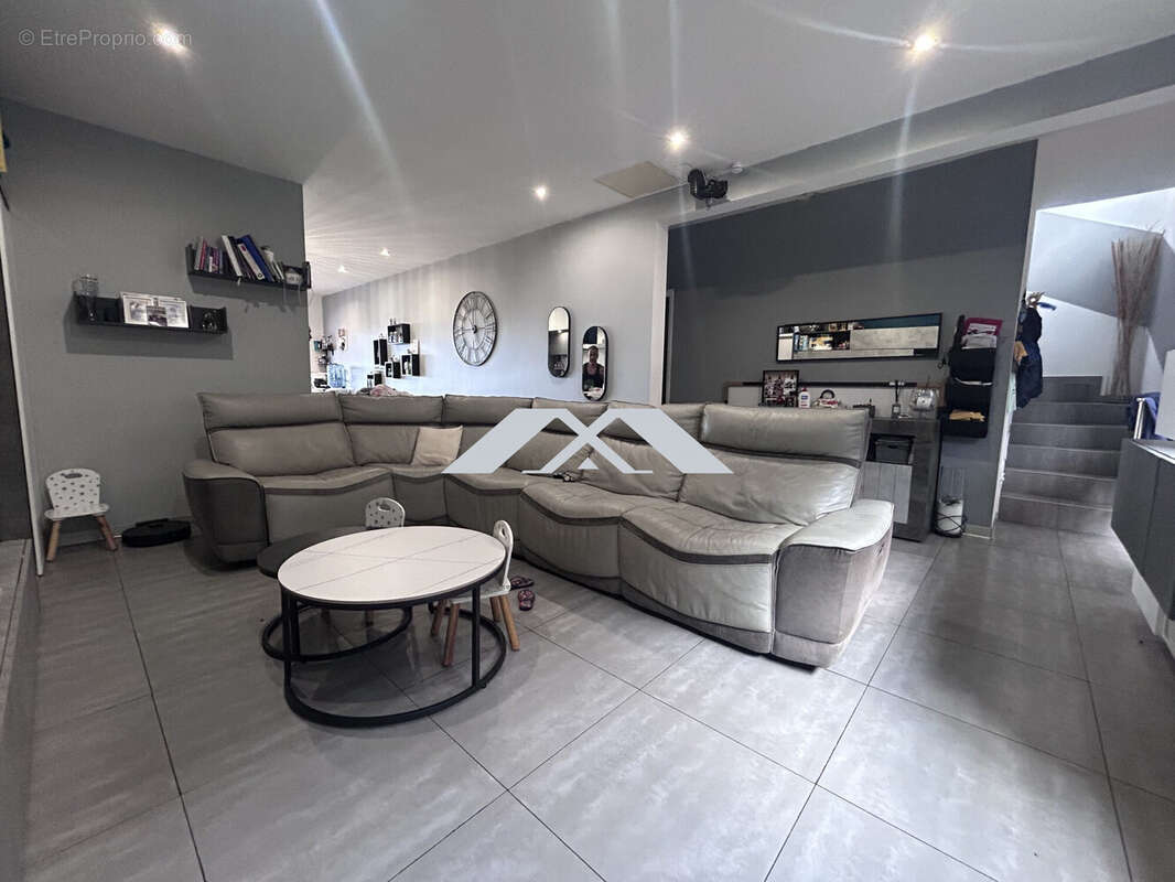 Maison à BRAS-PANON