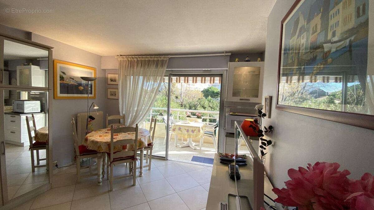 Appartement à FREJUS